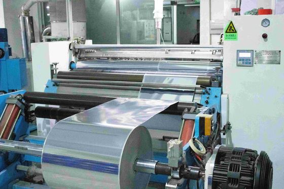 Materiais de etiquetas de rolo auto-aderentes Film 1000m comprimento Light Silver BOPP