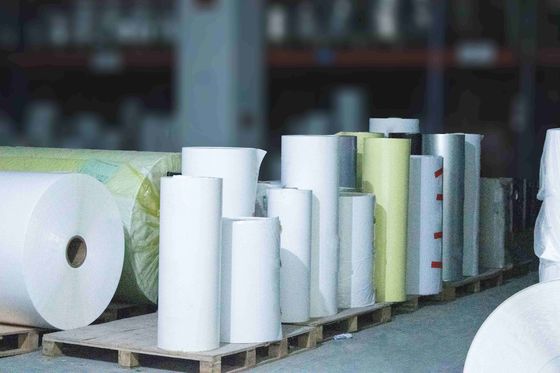 Papel revestido de rolos de papel auto-aderente, forte, pegajoso e certificado SGS